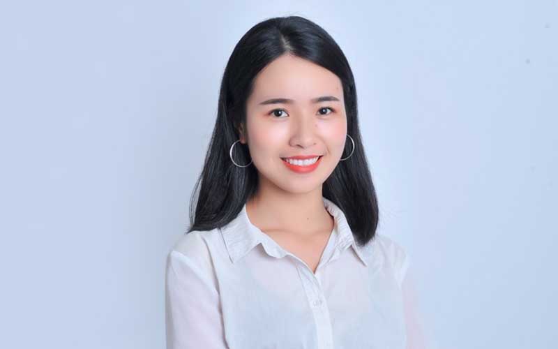 Nhân viên tư vấn sửa chữa lắp đặt điều hòa tại Hà Nội